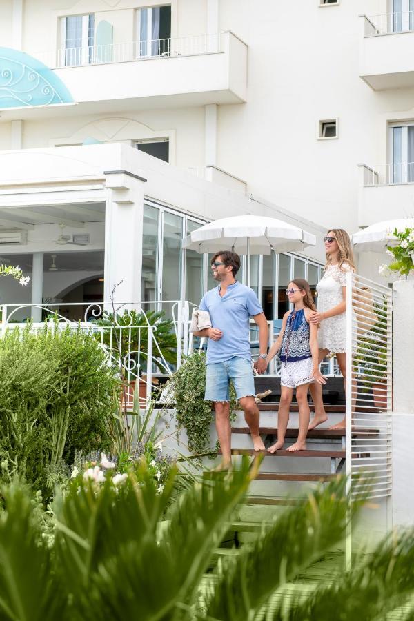 Luxor Beach Boutique Hotel Cattolica Exteriör bild