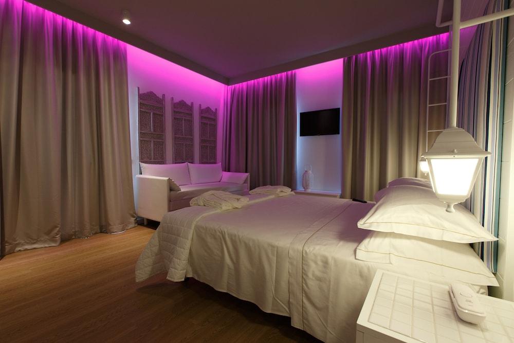 Luxor Beach Boutique Hotel Cattolica Exteriör bild